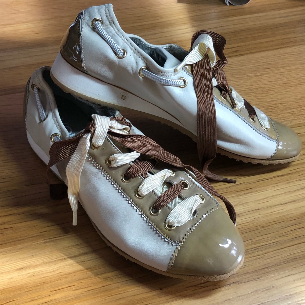 Voltan sneakers. Made in Italy.